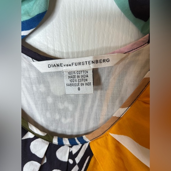 Diane Von Furstenberg Cotton Dress, size 0. - Picture 3 of 4